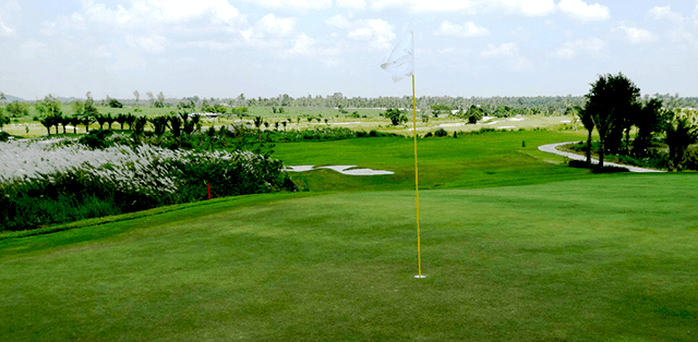 parichat-international-golf-link