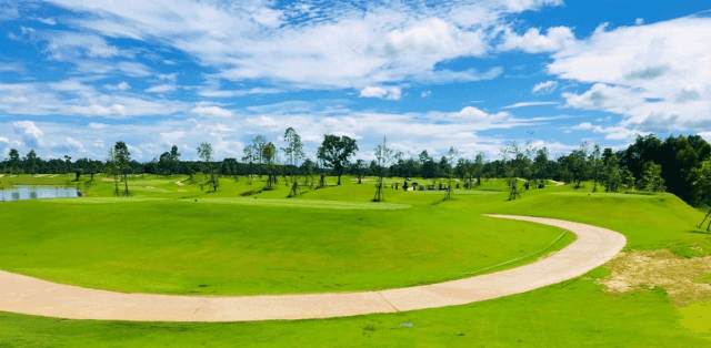 royal-creek-golf-club-and-resort