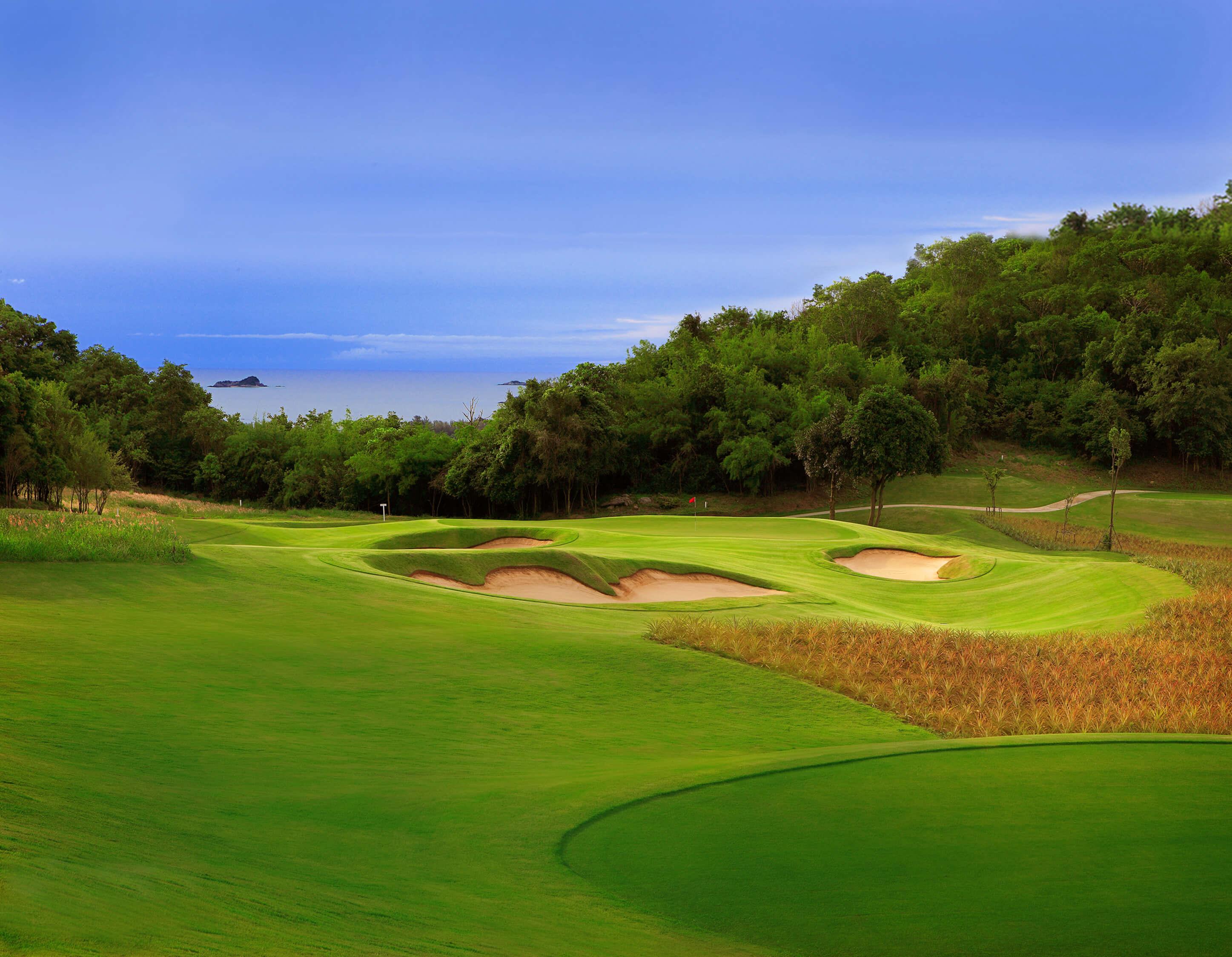PINEAPPLE VALLEY GOLF CLUB HUA HIN