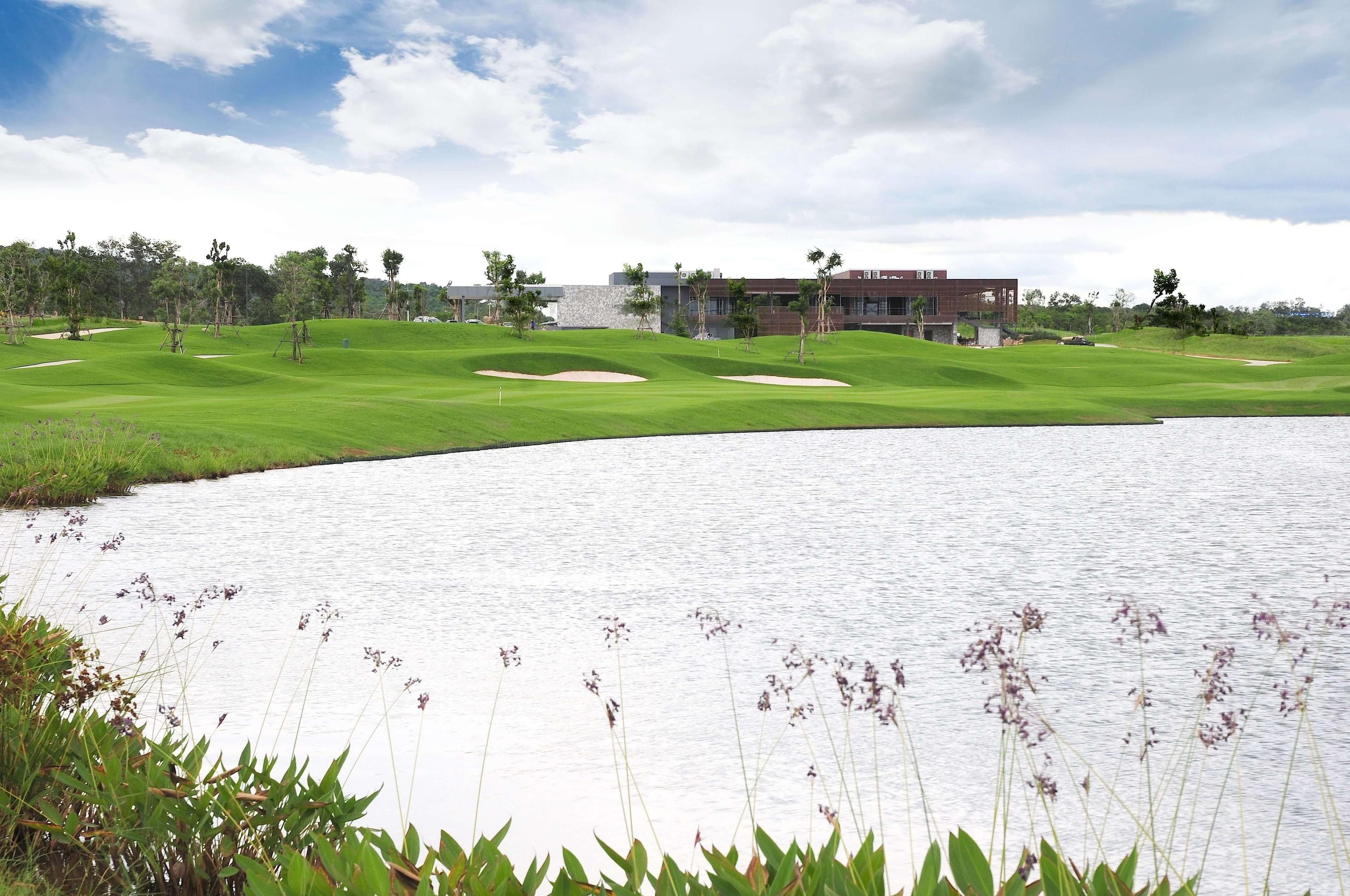 siam-country-club-waterside