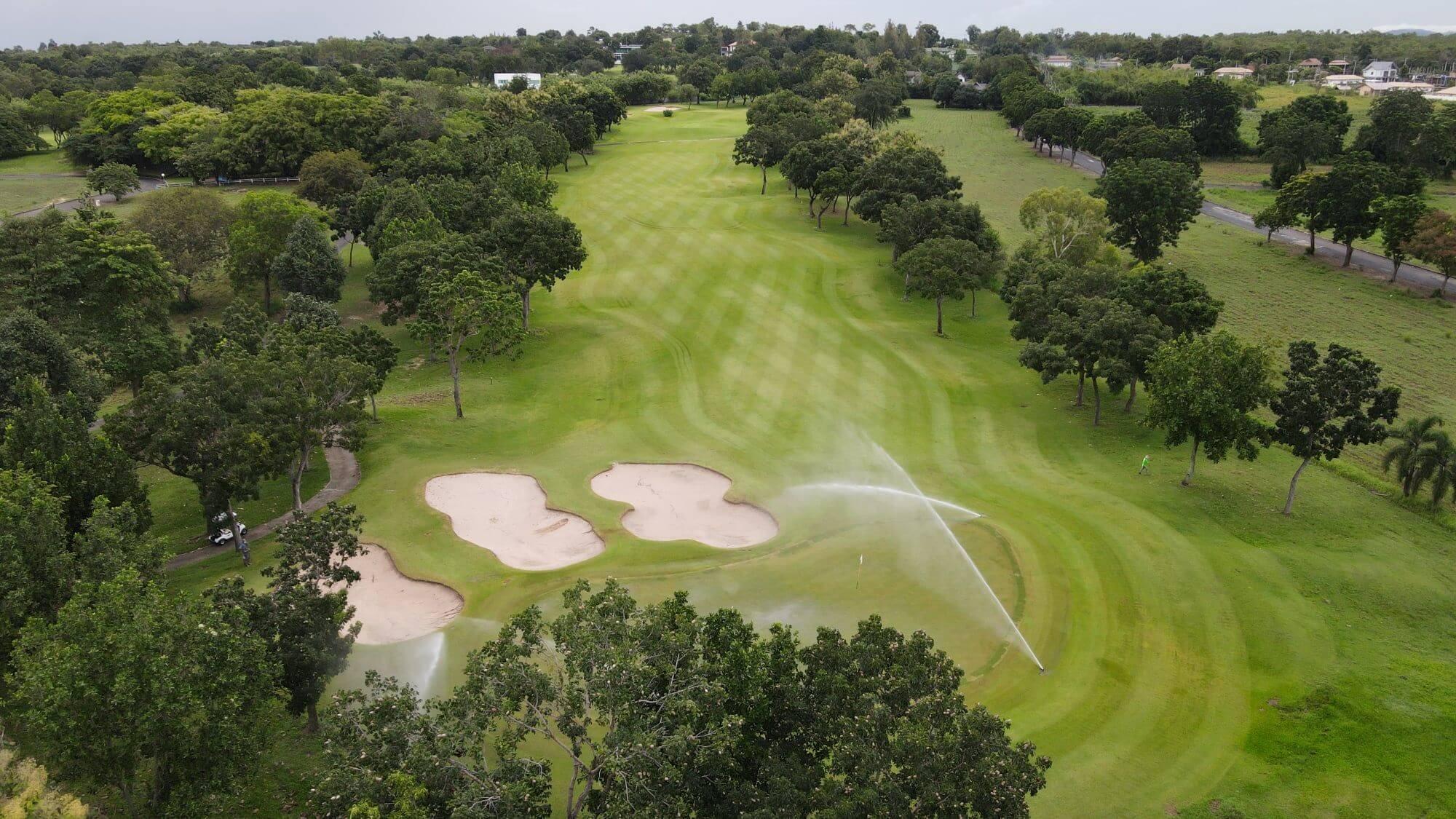 phoenix-gold-golf-and-country-club-pattaya