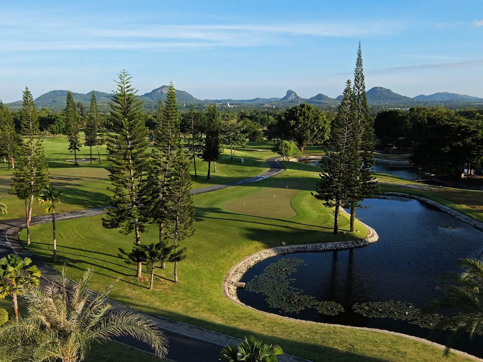 phoenix-gold-golf-and-country-club-pattaya