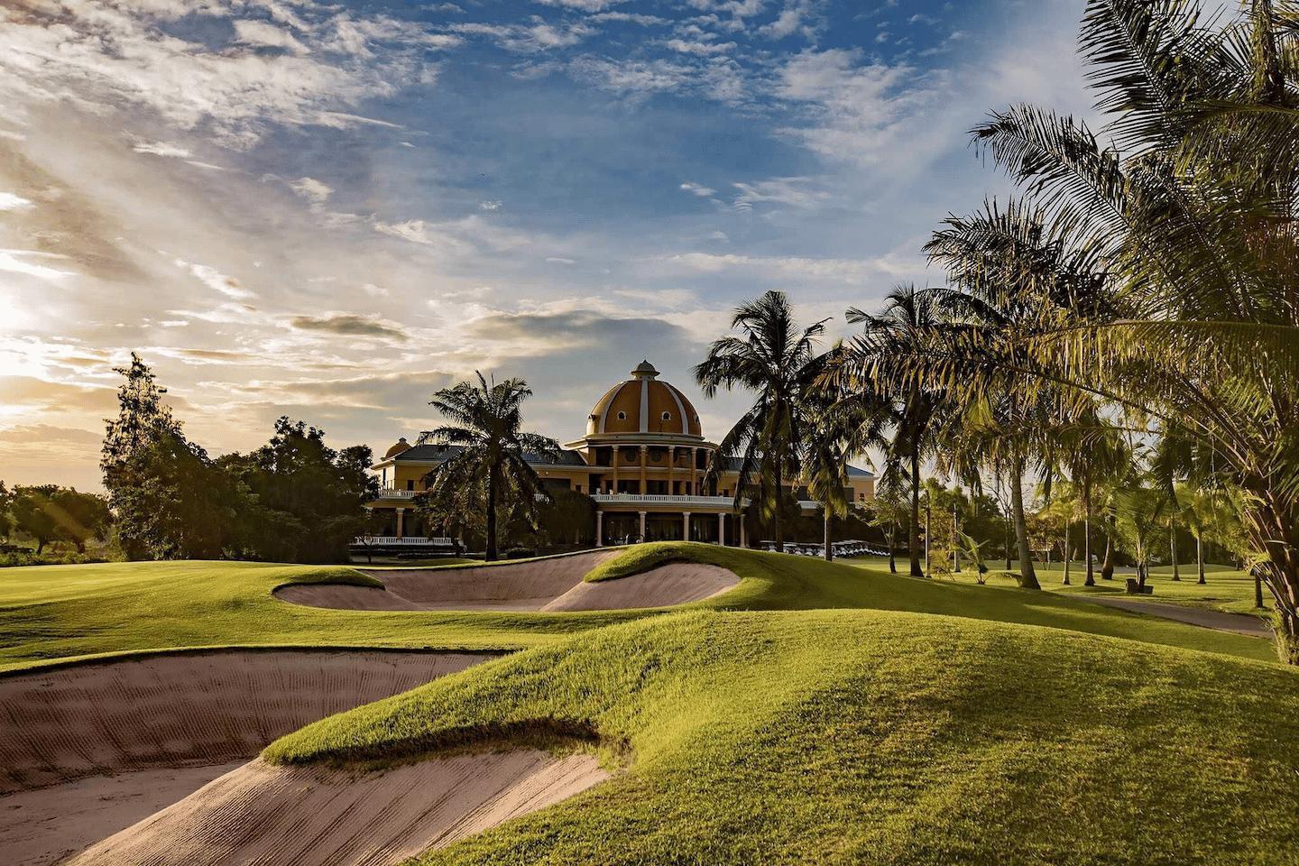 ROYAL LAKESIDE GOLF CLUB