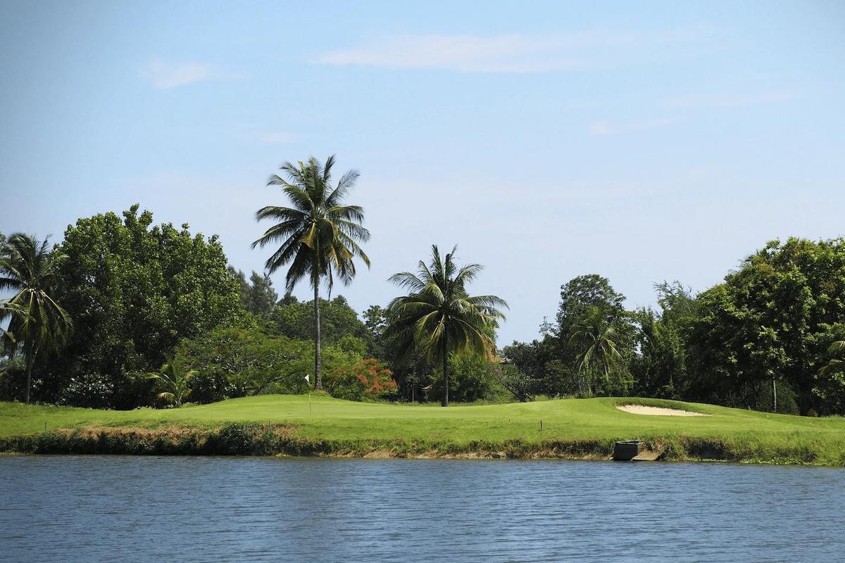 EASTERN STAR COUNTRY CLUB