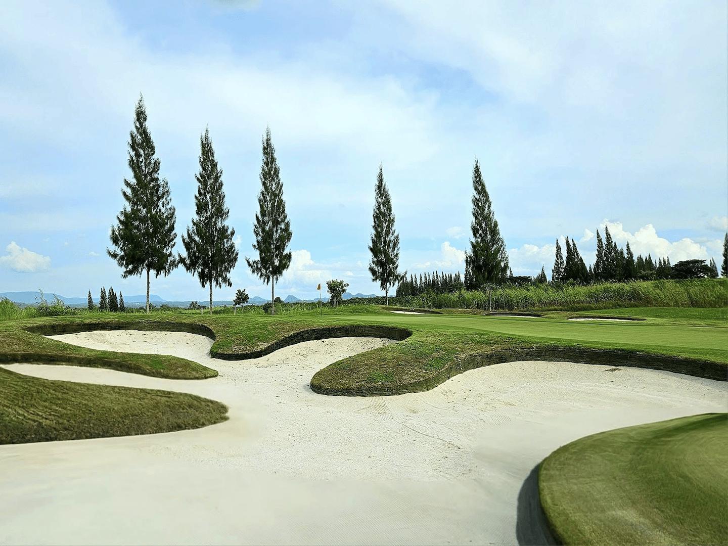 STARRY VALLEY GOLF CLUB