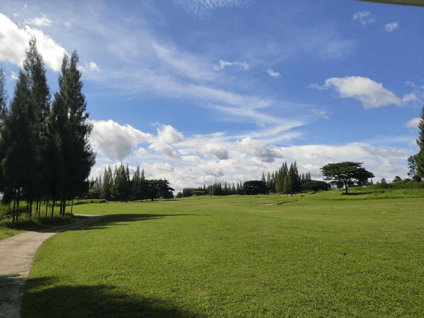 STARRY VALLEY GOLF CLUB