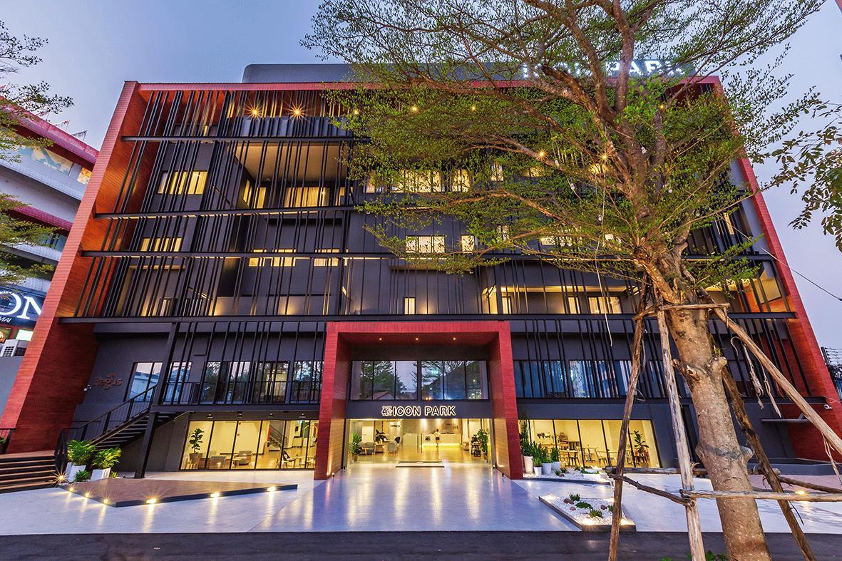 SUMMIT GREEN VALLEY CHIANGMAI + ICON PARK