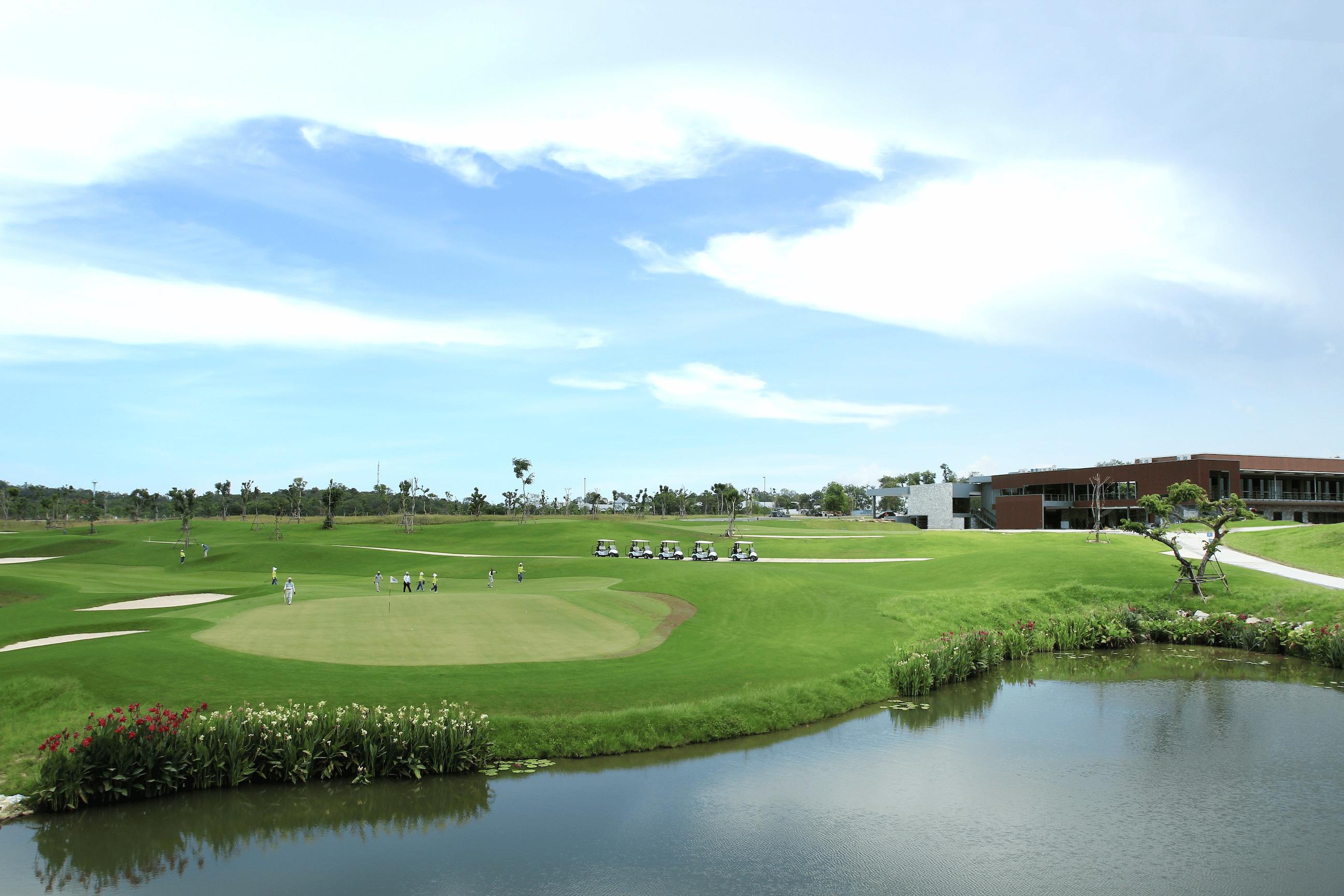 SIAM COUNTRY CLUB WATERSIDE x WYNDHAM JOMTIEN PATTAYA