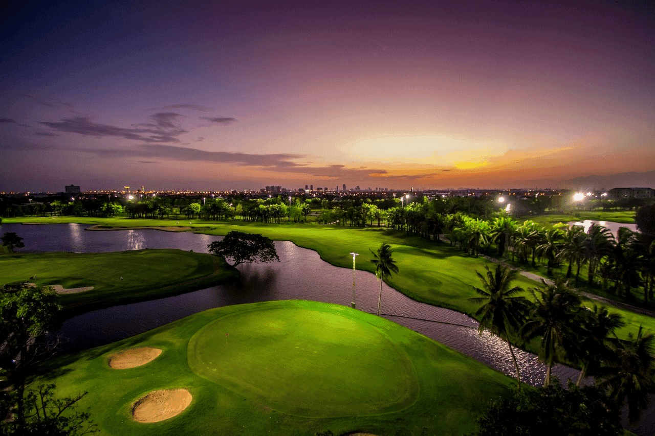 SUMMIT WINDMILL GOLF CLUB