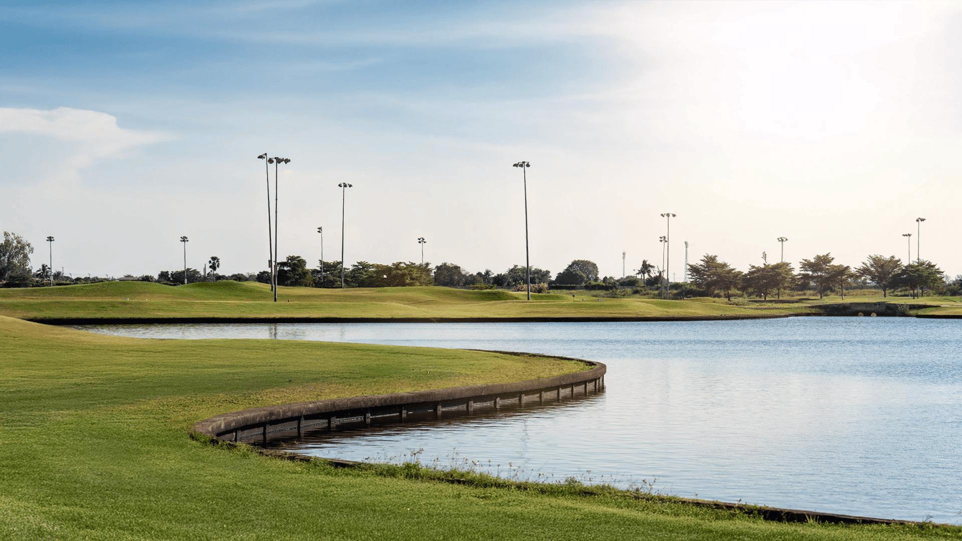 SILVERLAKE LINKS GOLF CLUB