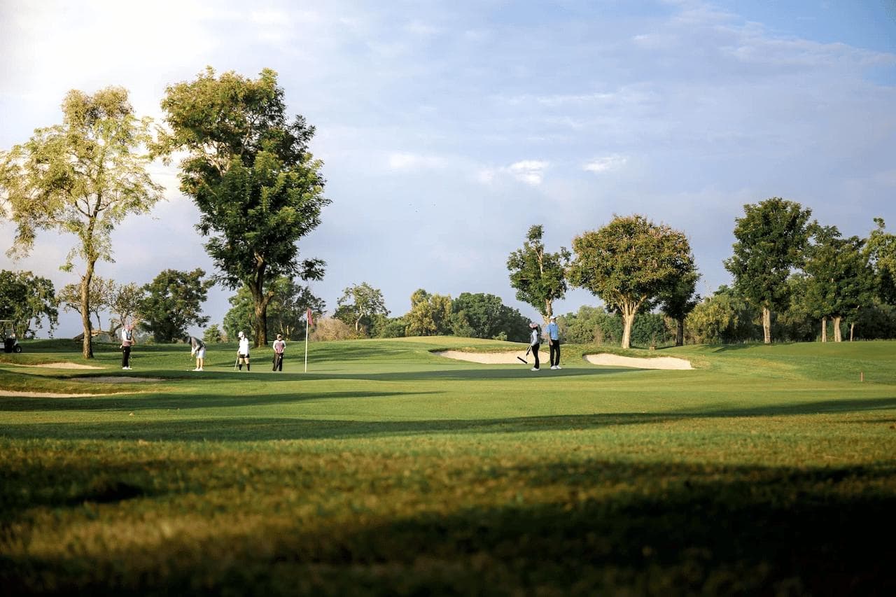 Phoenix Gold Golf Bangkok course scenery - book golf tee time Thailand
