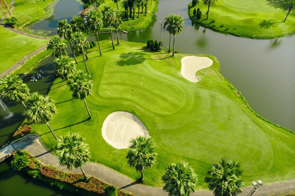Summit Green Valley Chiangmai Country Club golf course main view - Thailand