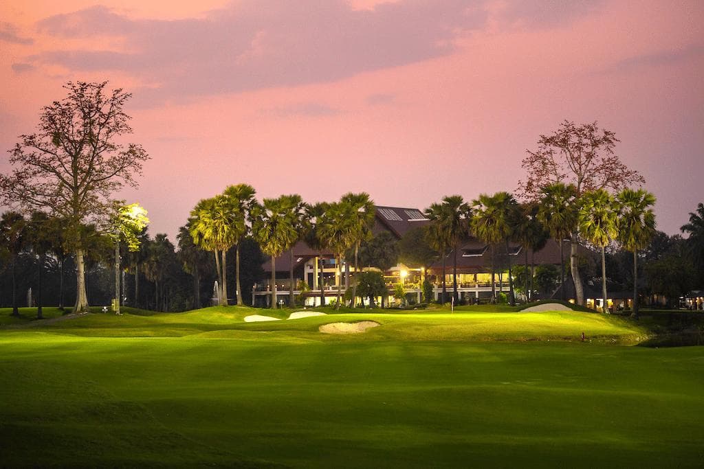 Summit Green Valley Chiangmai Country Club course scenery - book golf tee time Thailand