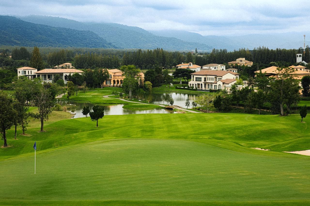 Toscana Valley Country Club golf course gallery - Golfdigg Thailand