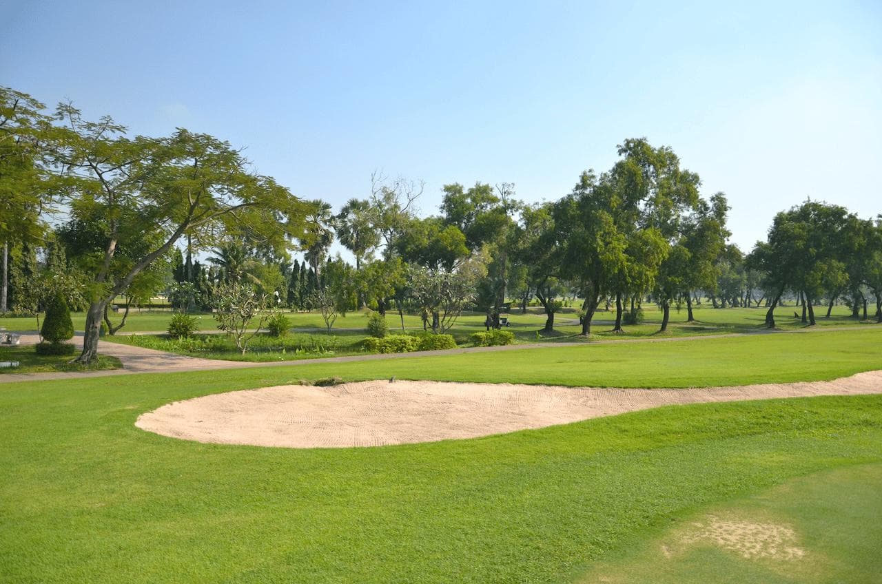 Unico Grande Golf Course clubhouse and facilities - Thailand golf