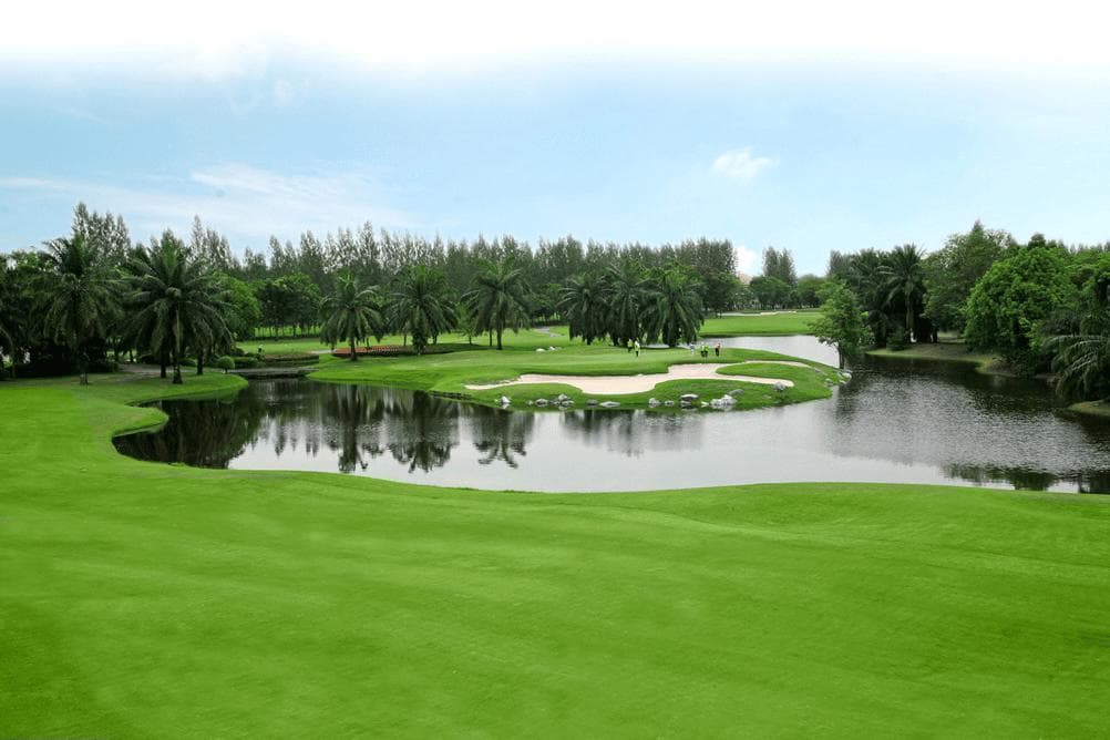 Windsor Park & Golf Club course scenery - book golf tee time Thailand