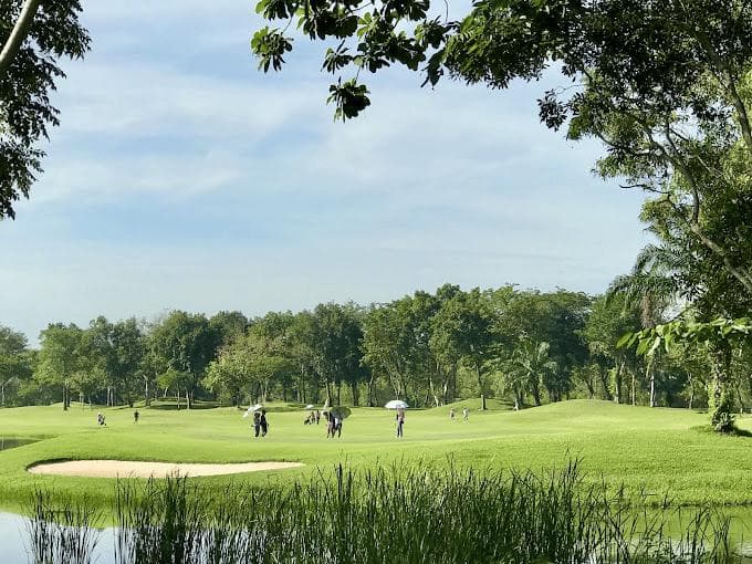 Watermill Golf & Garden clubhouse and facilities - Thailand golf