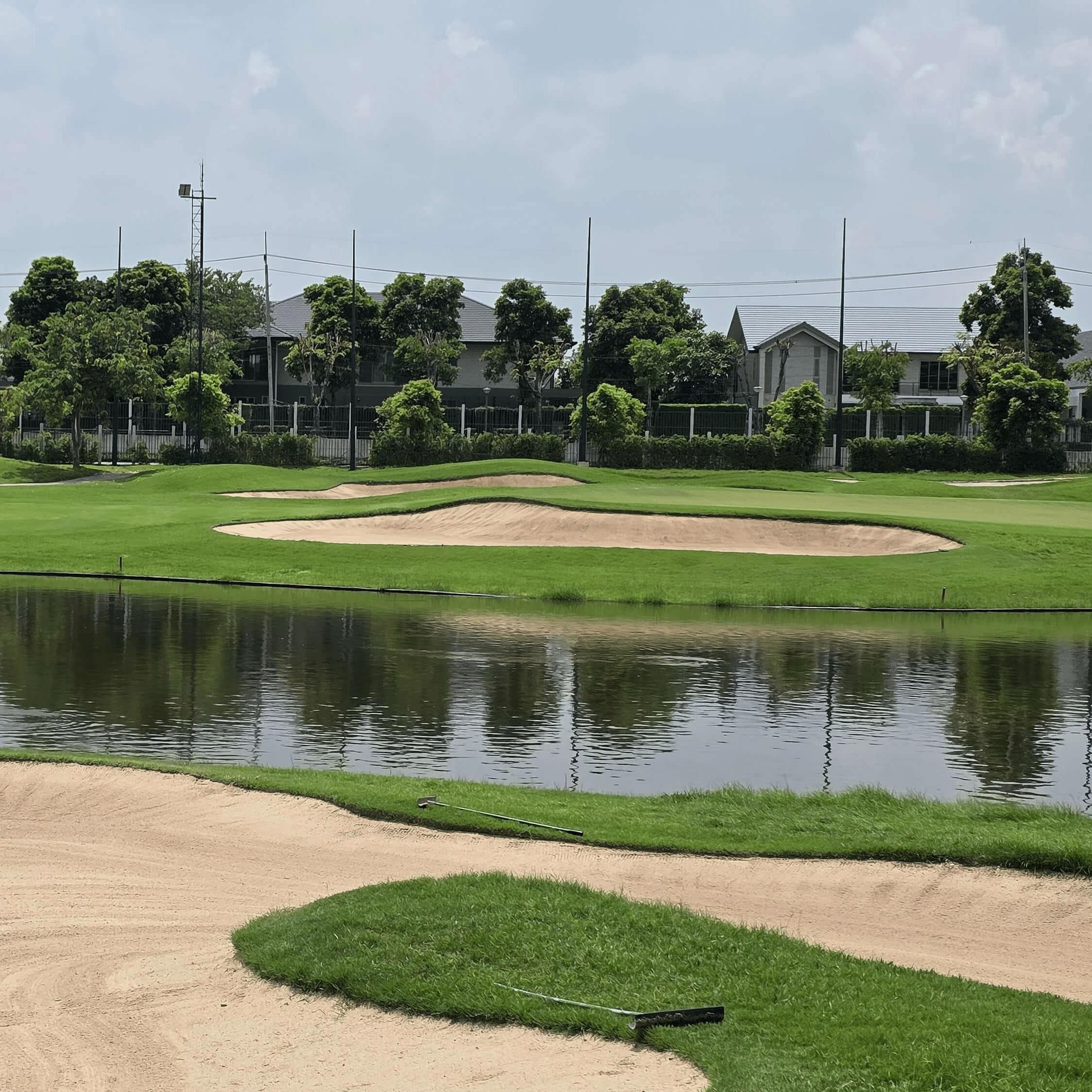 Golfer reviews for courseName