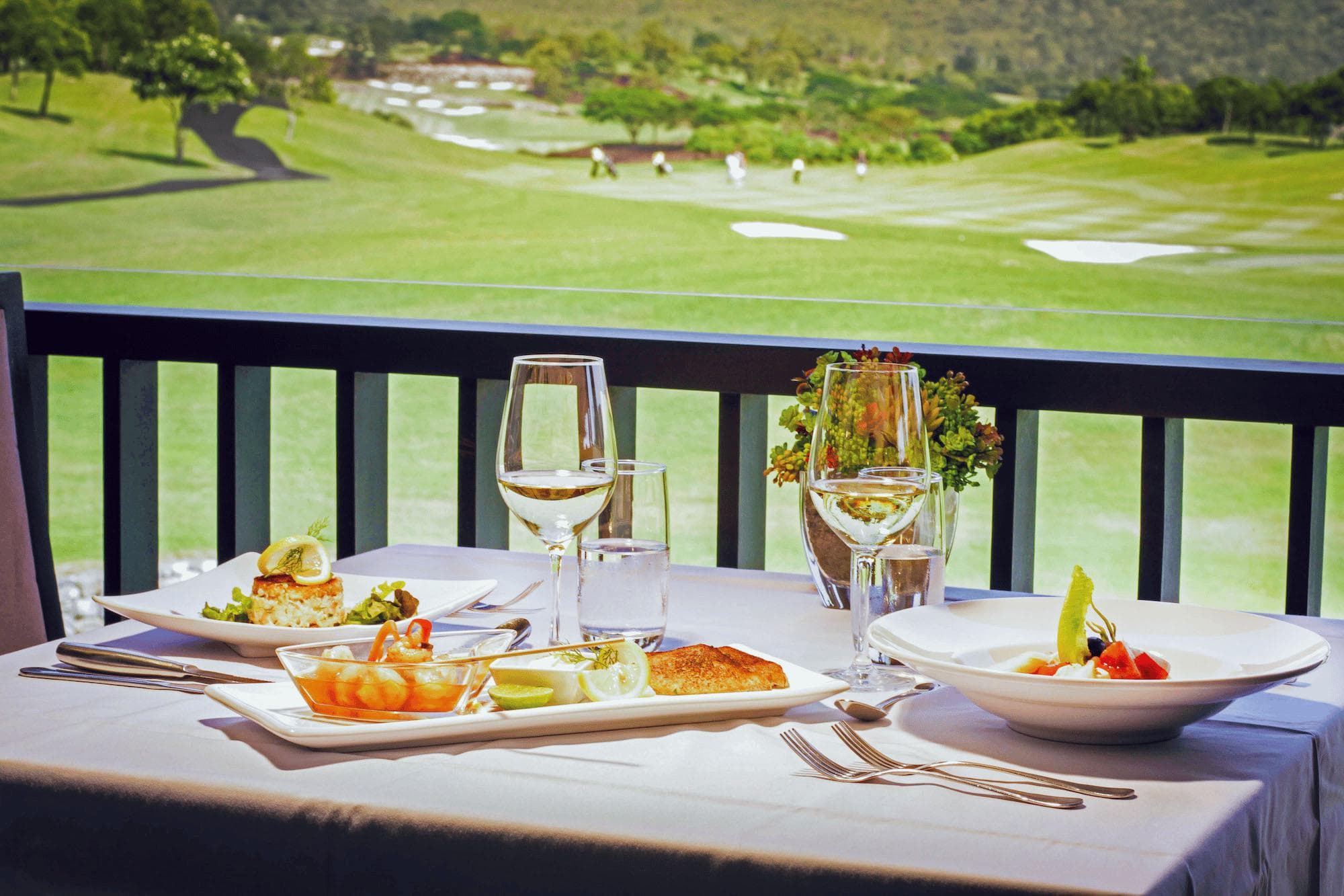 Discover Thailand golf experiences at The Signature Experience : Black Mountain