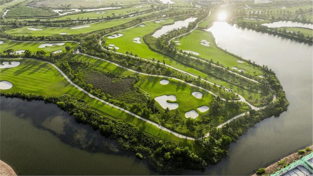 Vinpearl Golf Nha Trang course scenery - book golf tee time Thailand