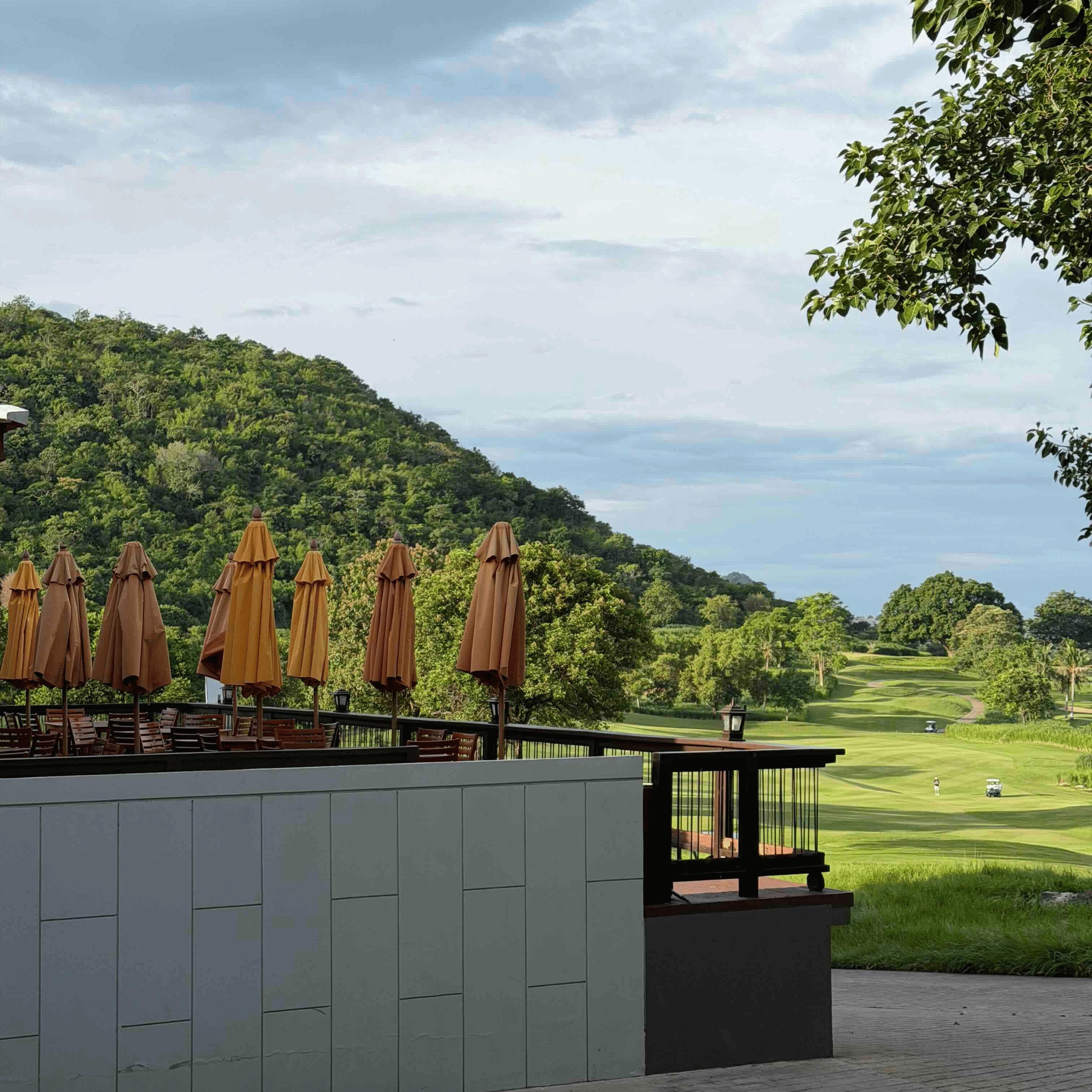 Golfer reviews for courseName