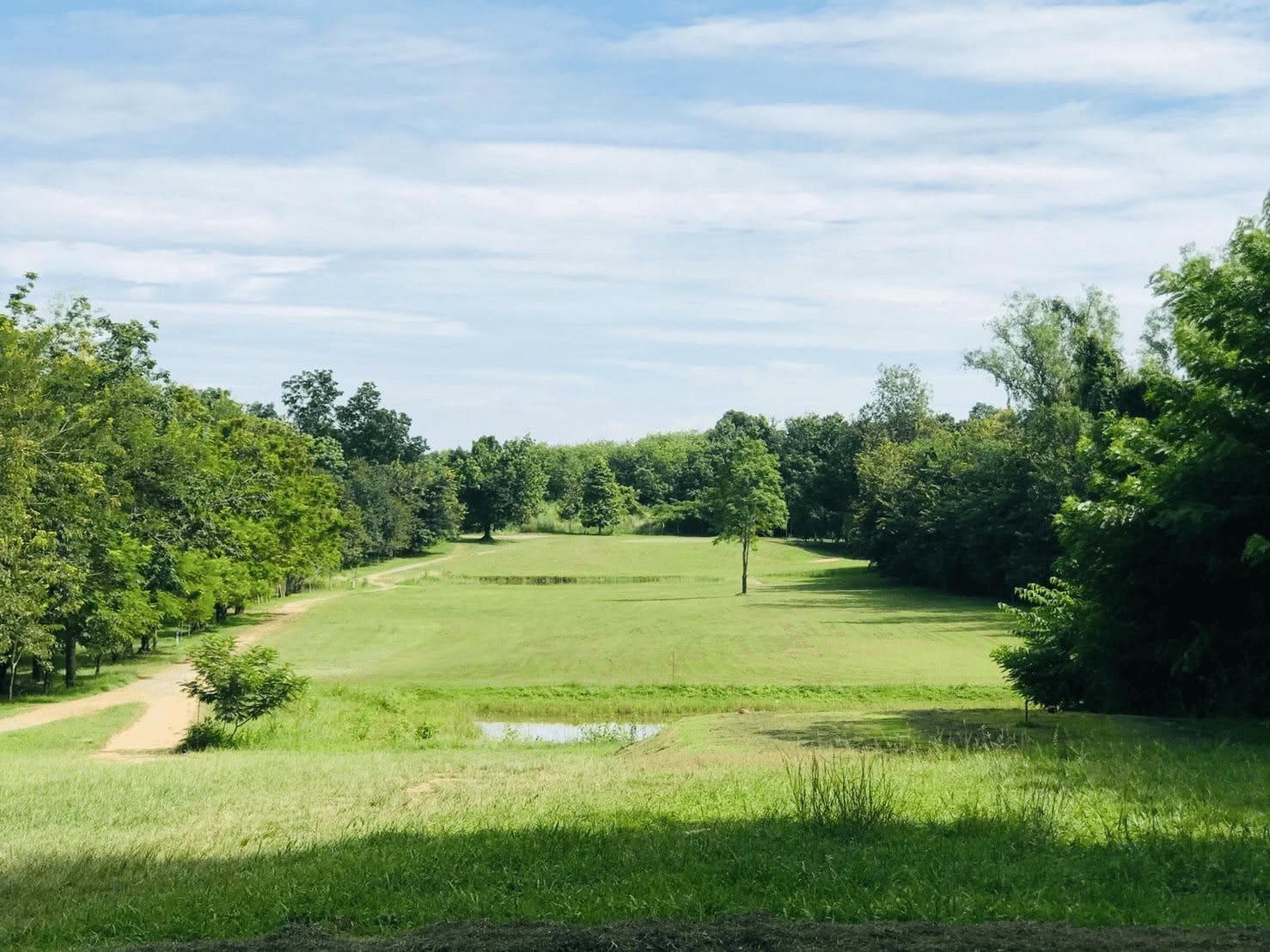 Pha Sing Air Force Golf Course (Nan Golf) course scenery - book golf tee time Thailand