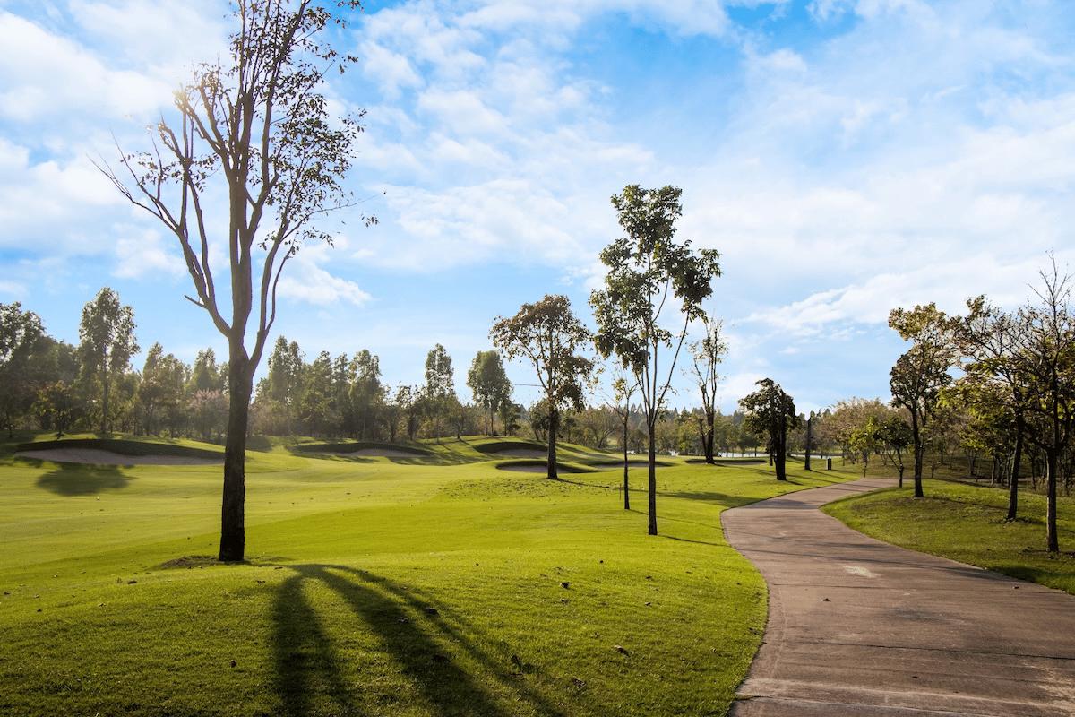 Explore world-class golf experiences at The Signature Experience : Siam Country Club Waterside