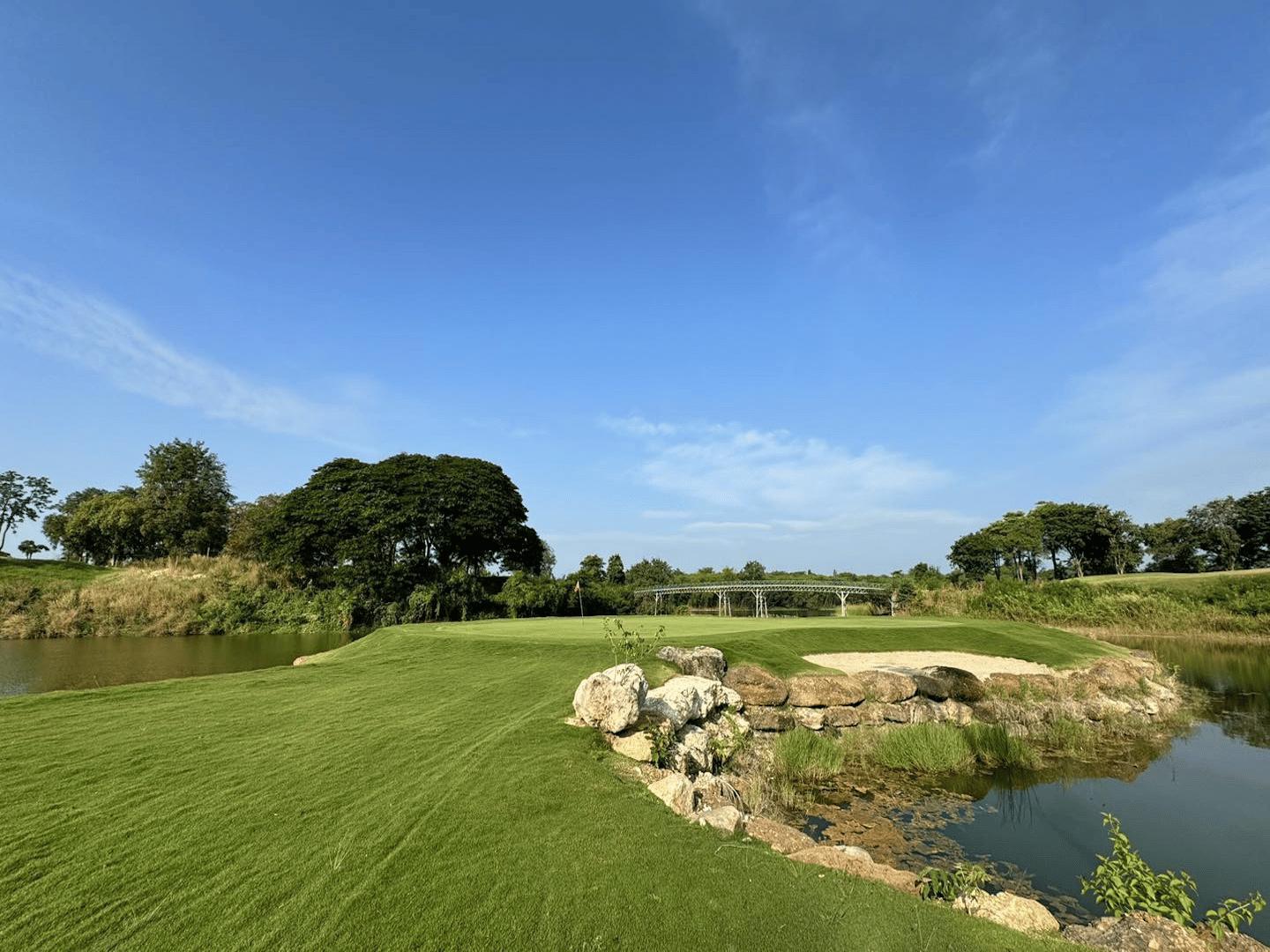 BLUE SAPPHIRE GOLF AND RESORT