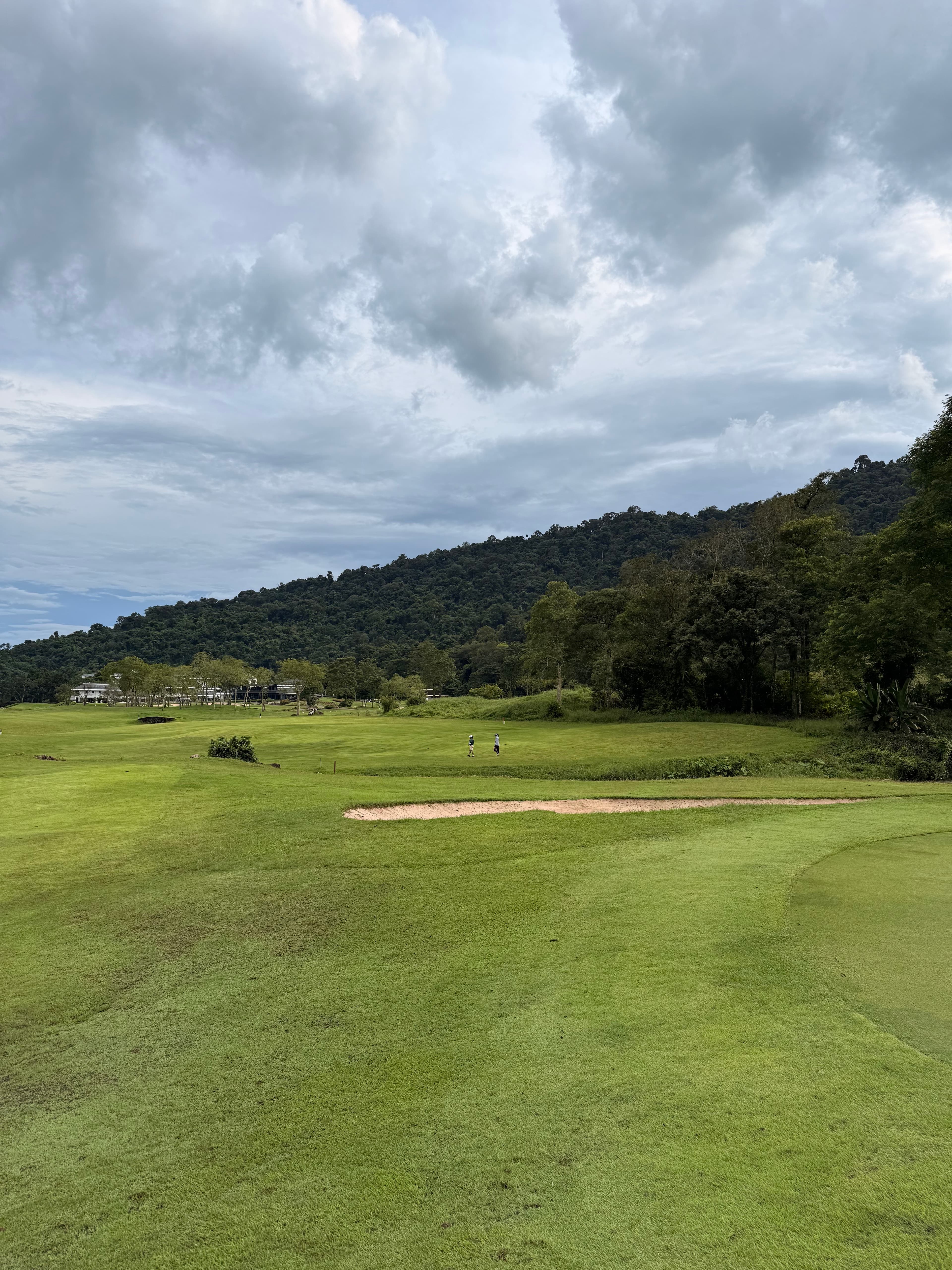 Golfer reviews for courseName