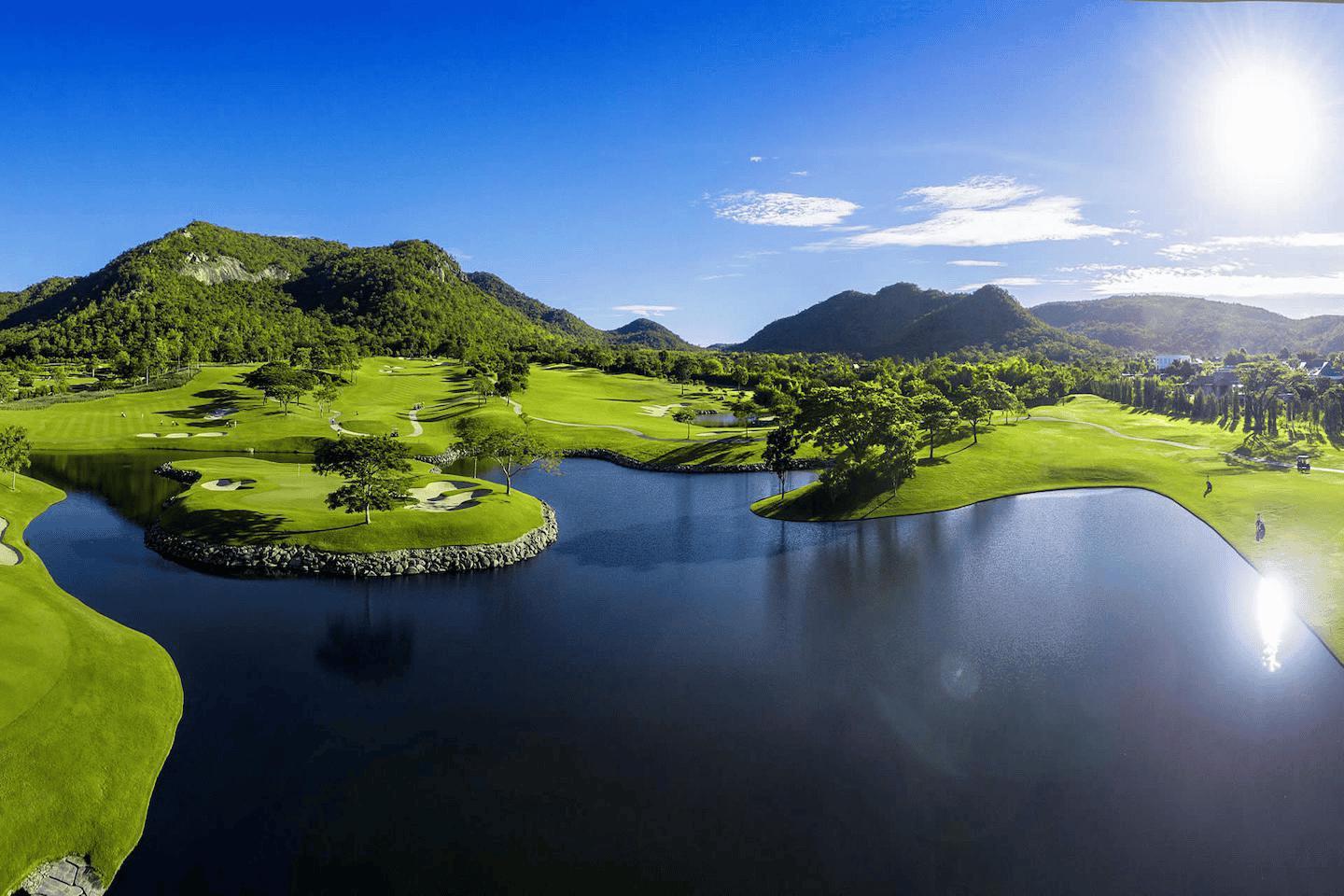 BLACK MOUNTAIN GOLF CLUB