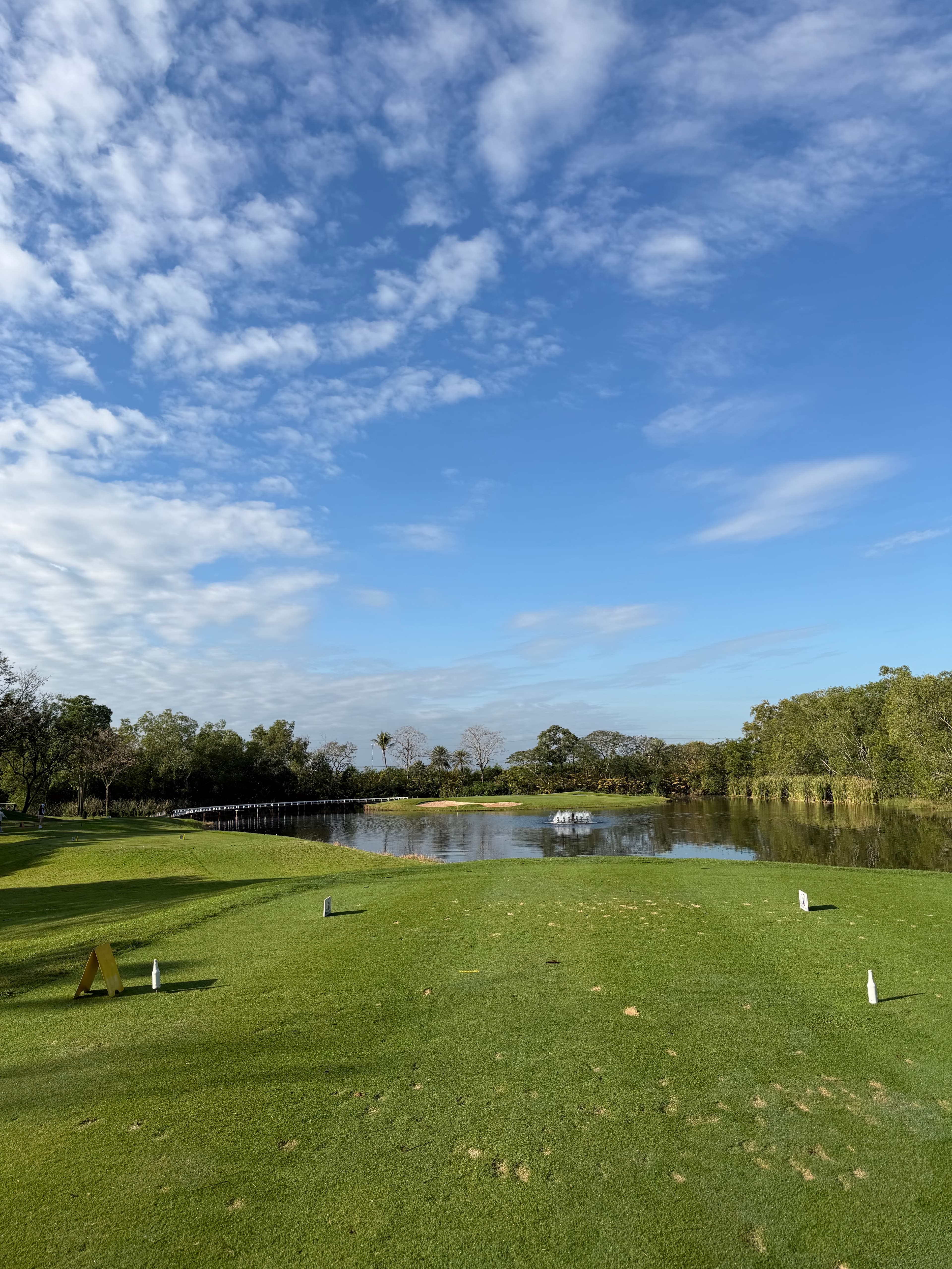Golfer reviews for courseName