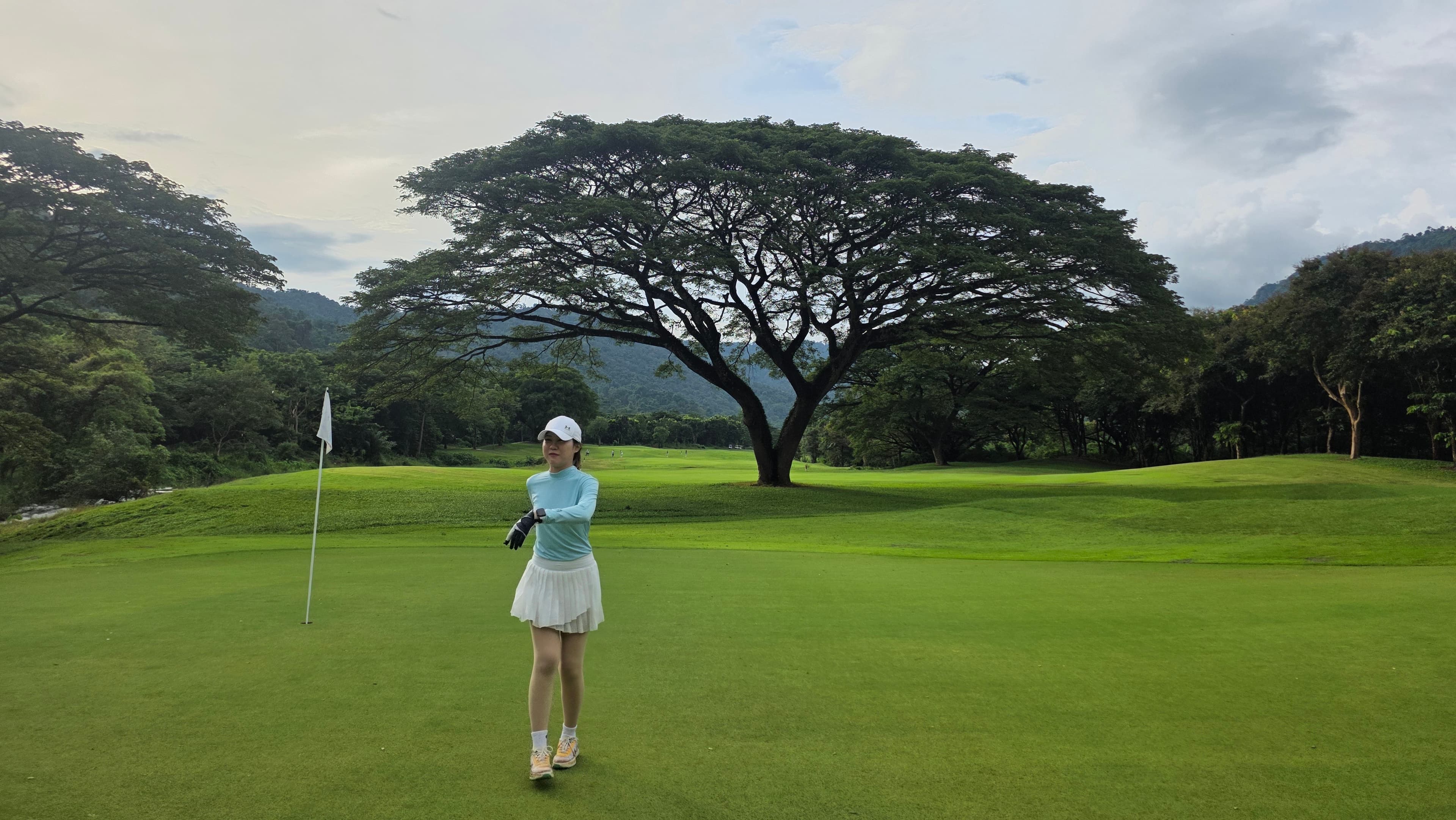 Golfer reviews for courseName