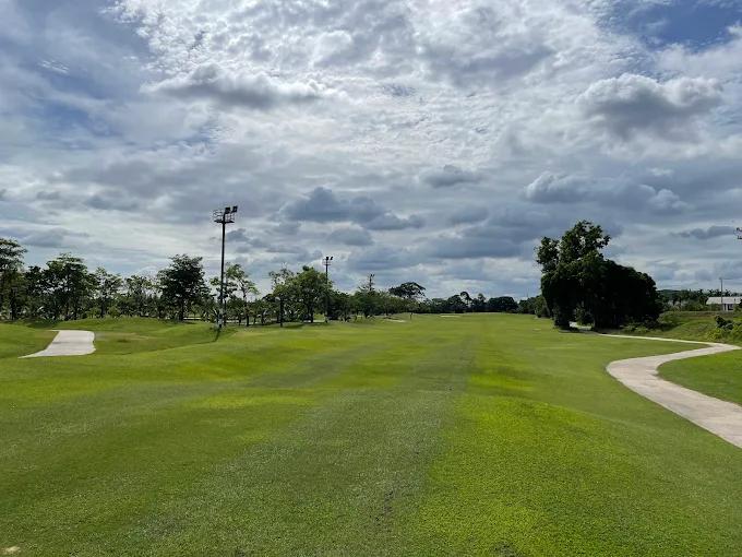 ROSE GARDEN GOLF CLUB