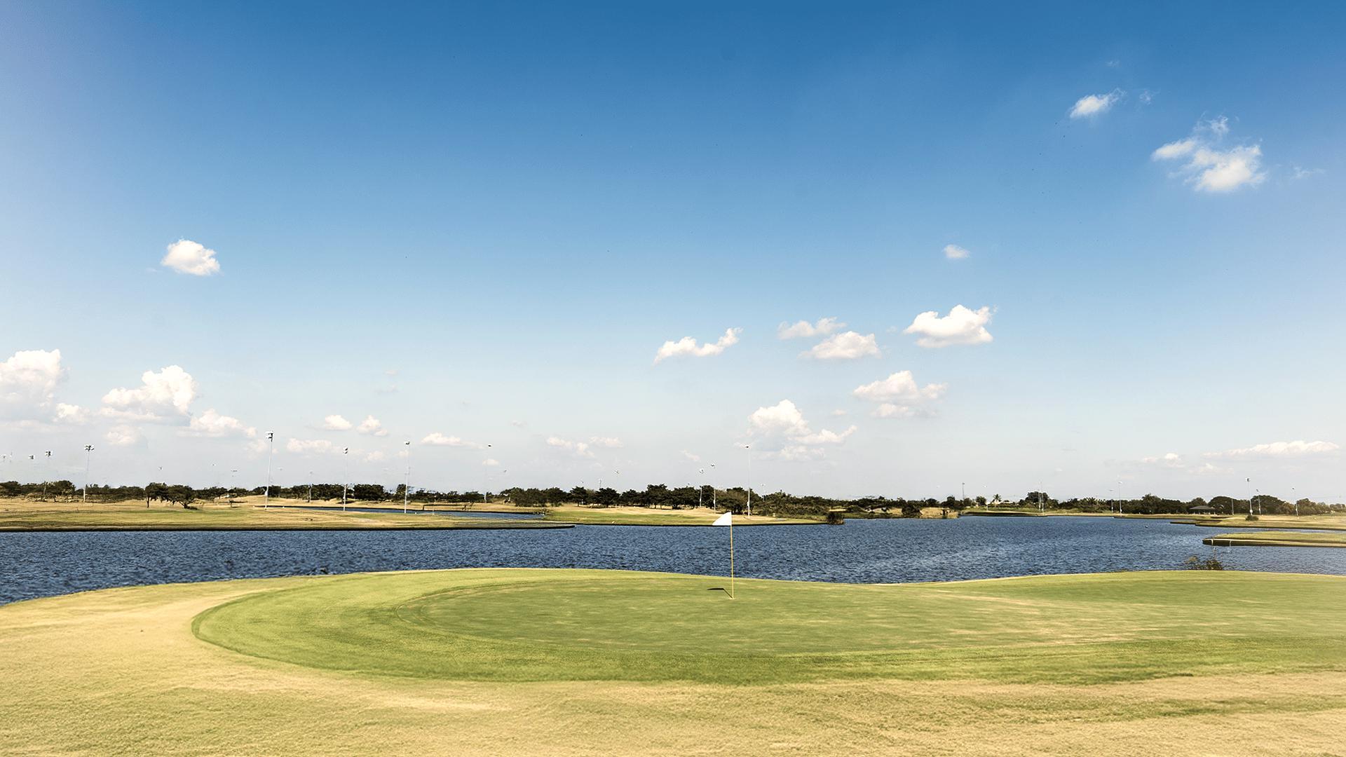 SILVERLAKE LINKS GOLF CLUB