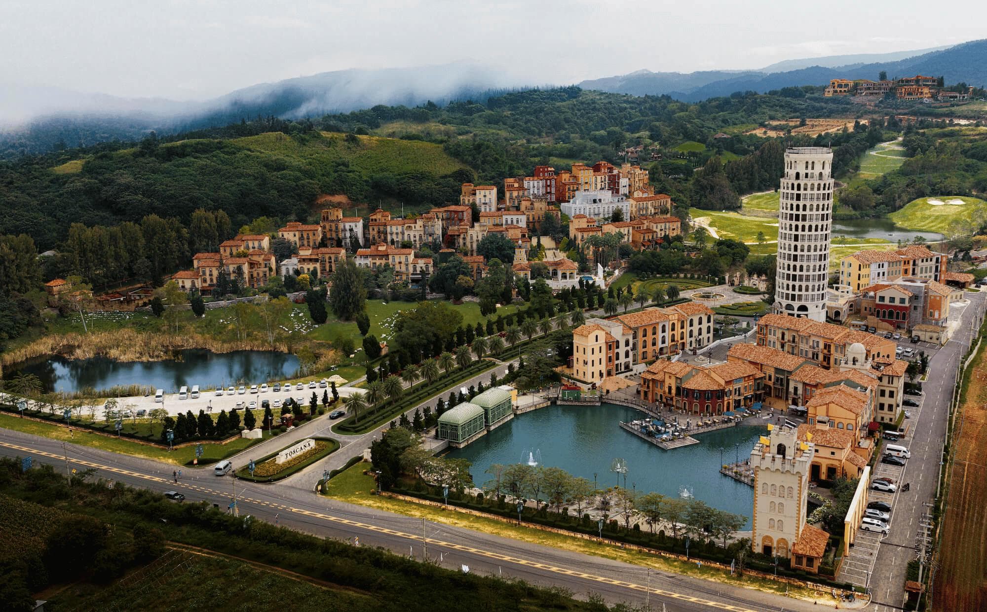 Golf in Toscana Valley : Vino on the Green