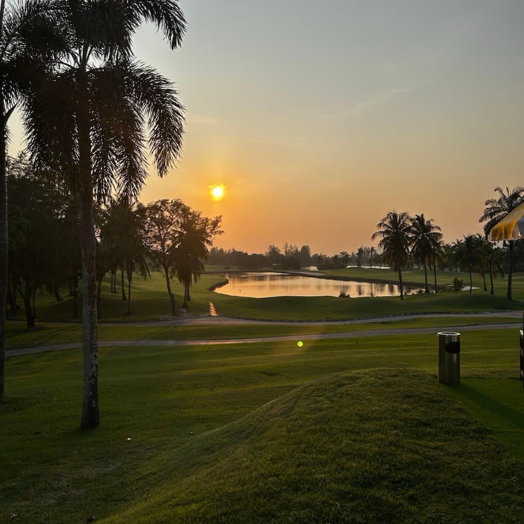 Golfer reviews for courseName