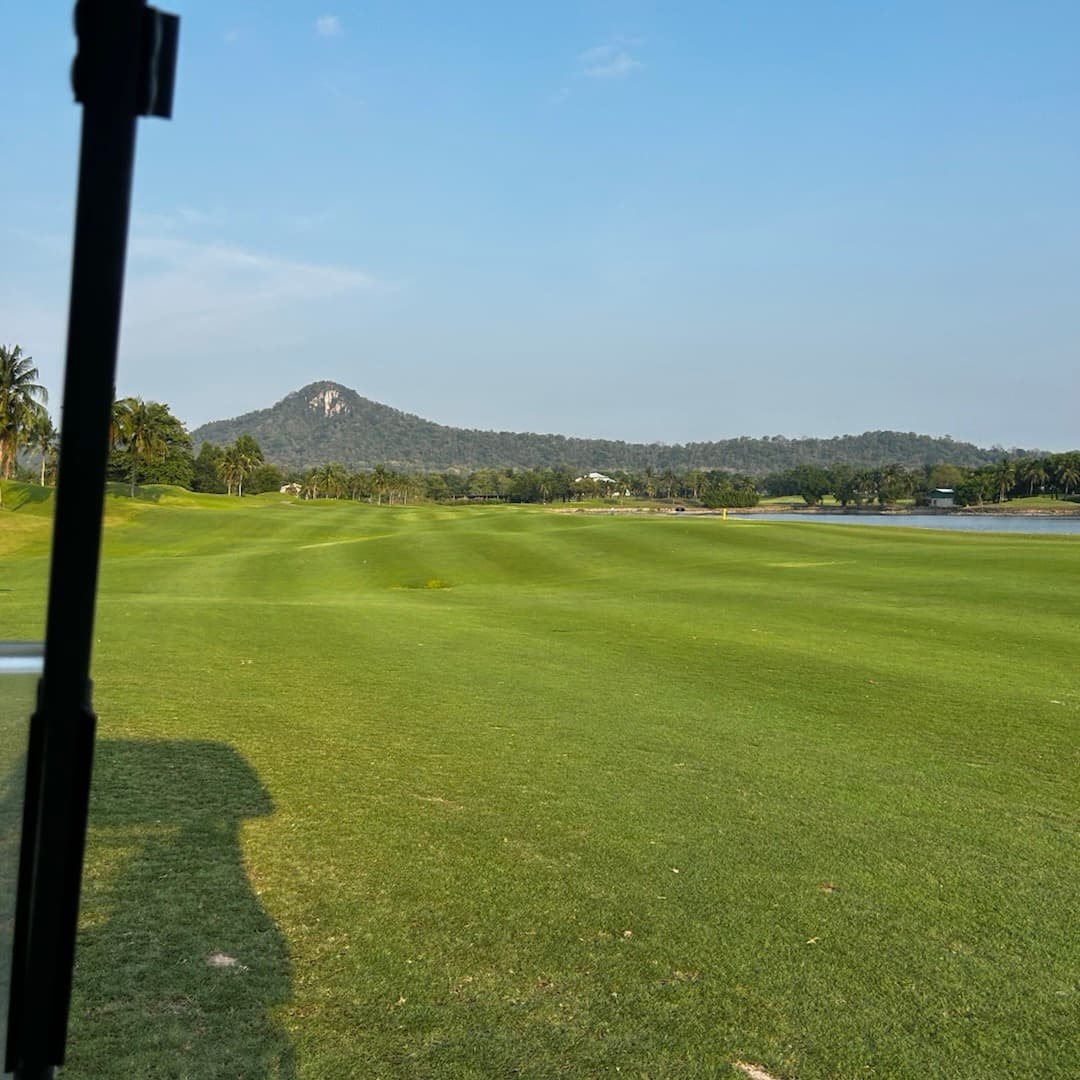 Golfer reviews for courseName