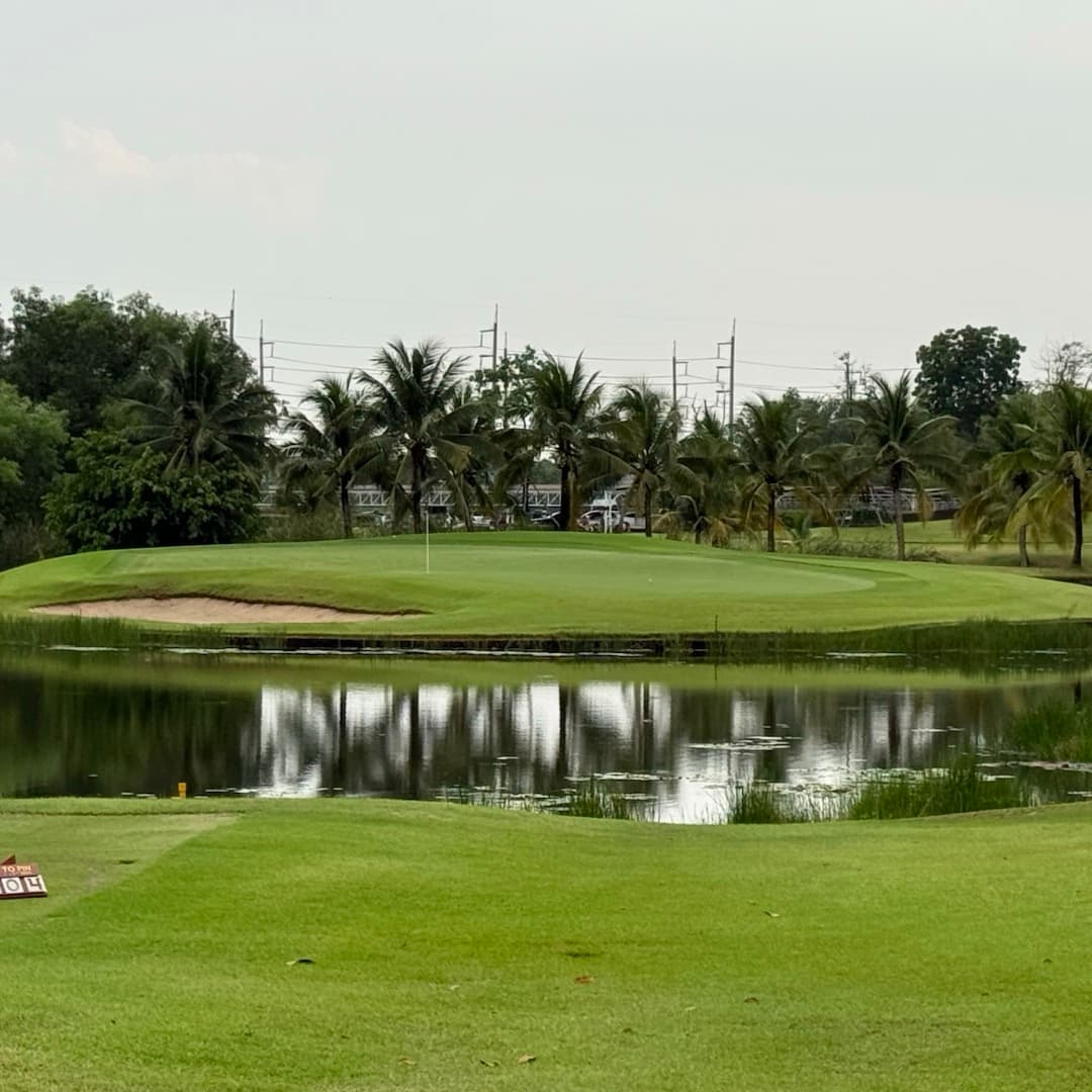 Golfer reviews for courseName