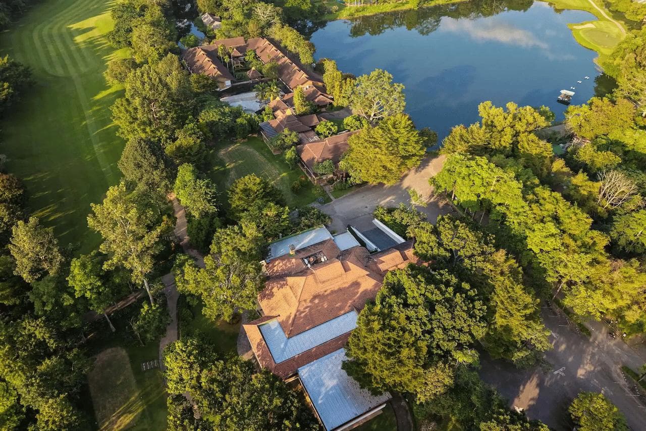 Mae Jo Golf Club & Resort clubhouse and facilities - Thailand golf
