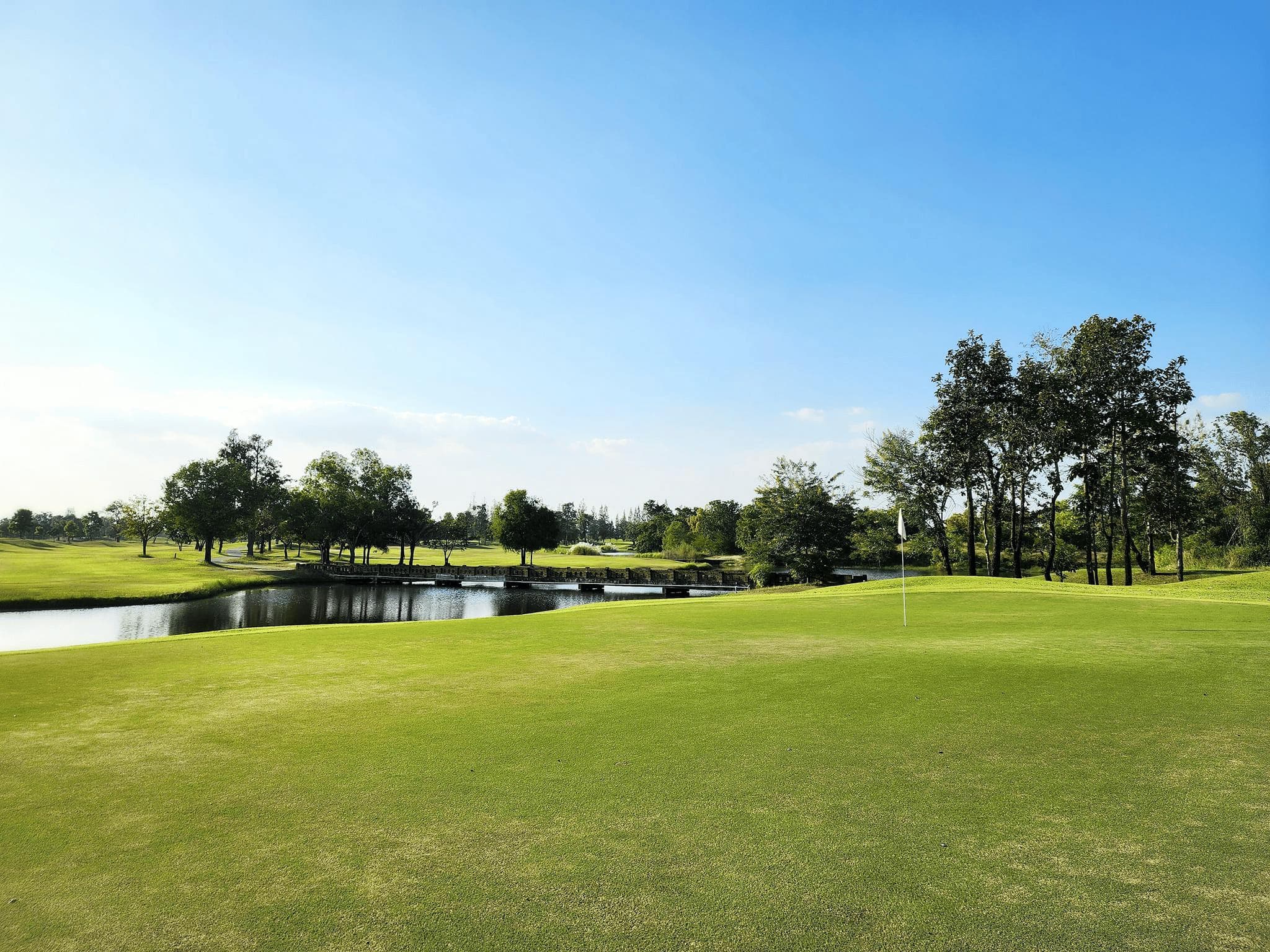 Dancoon Golf Club fairway and green - golf course Thailand