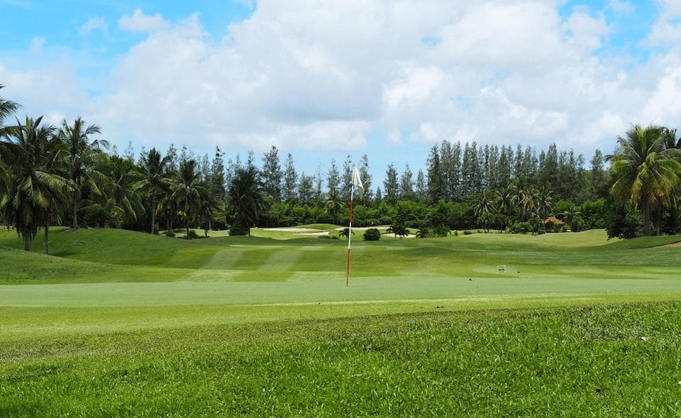Eastern Star Country Club course scenery - book golf tee time Thailand