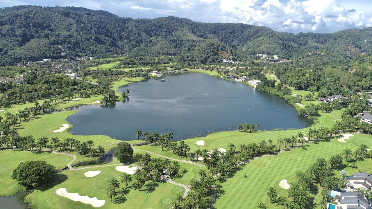 Loch Palm Golf Club clubhouse and facilities - Thailand golf