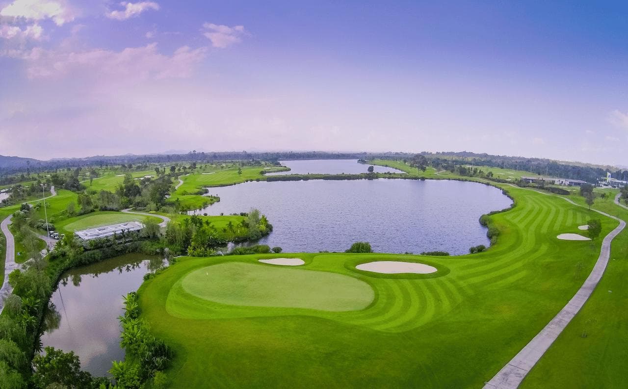 Siam Country Club Waterside fairway and green - golf course Thailand