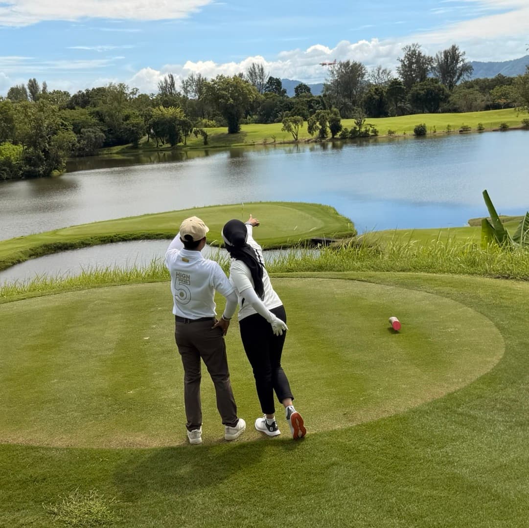 Golfer reviews for courseName