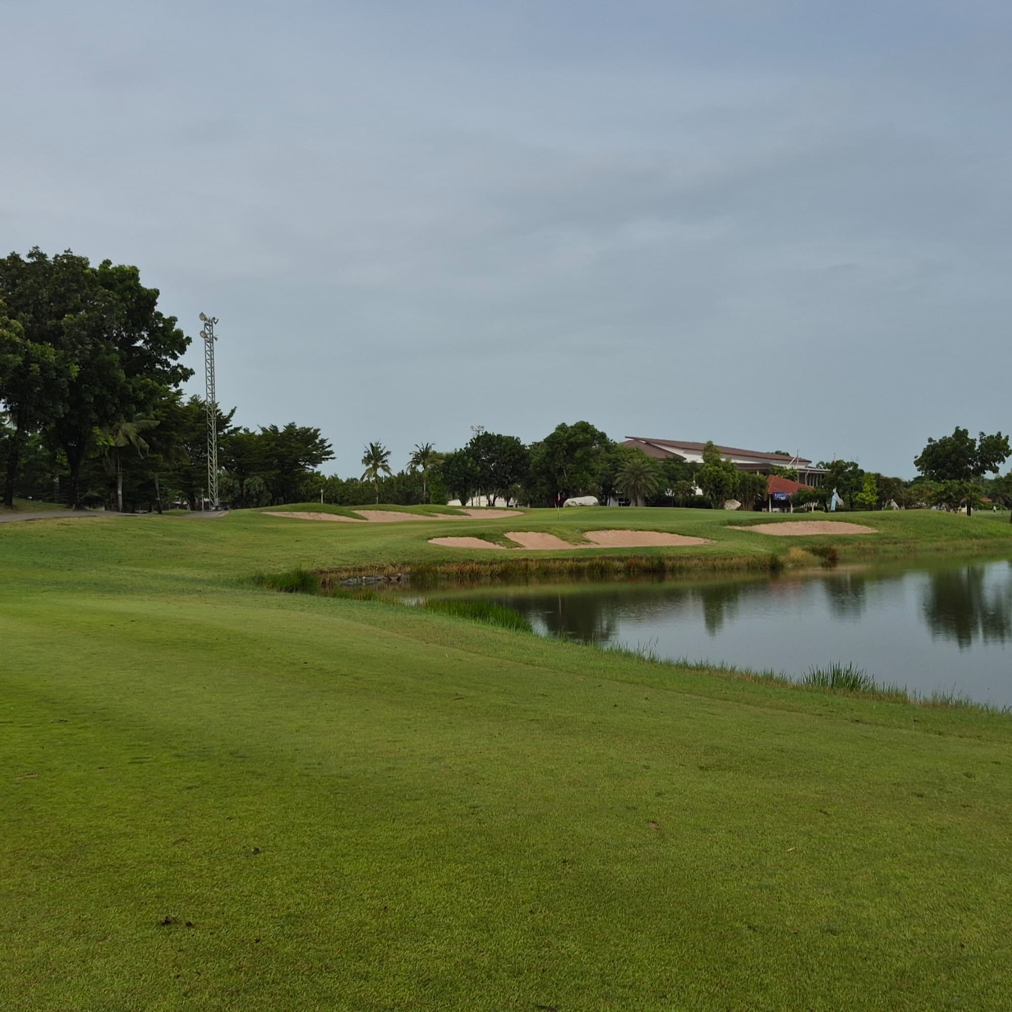 Golfer reviews for courseName