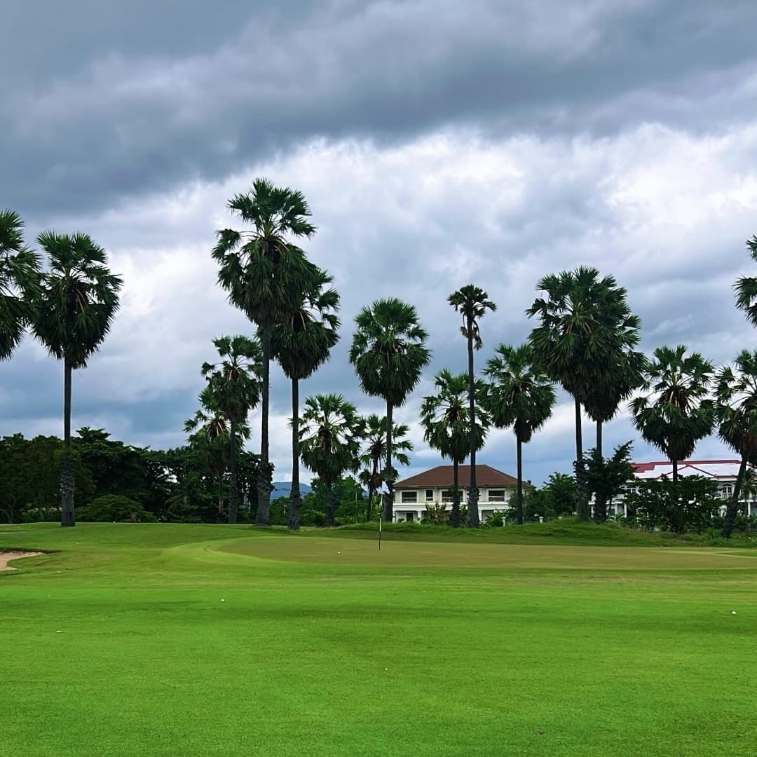 Golfer reviews for courseName